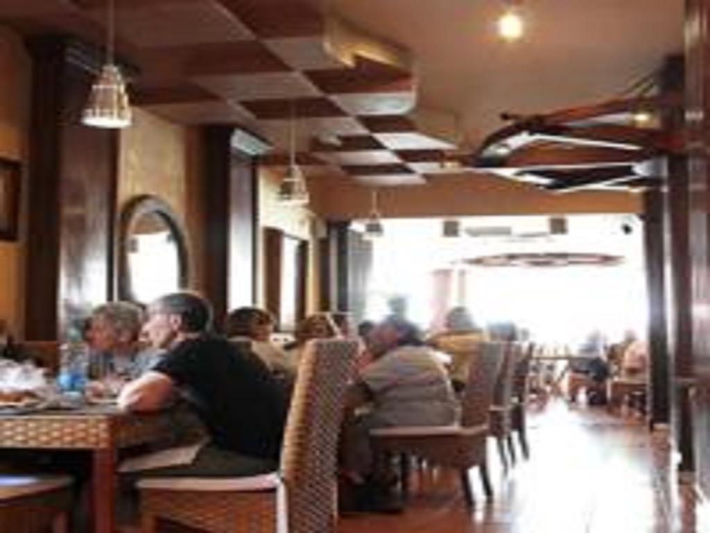 Captain'S Tourist Hotel Aqaba Exterior foto