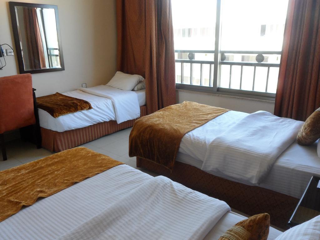 Captain'S Tourist Hotel Aqaba Exterior foto